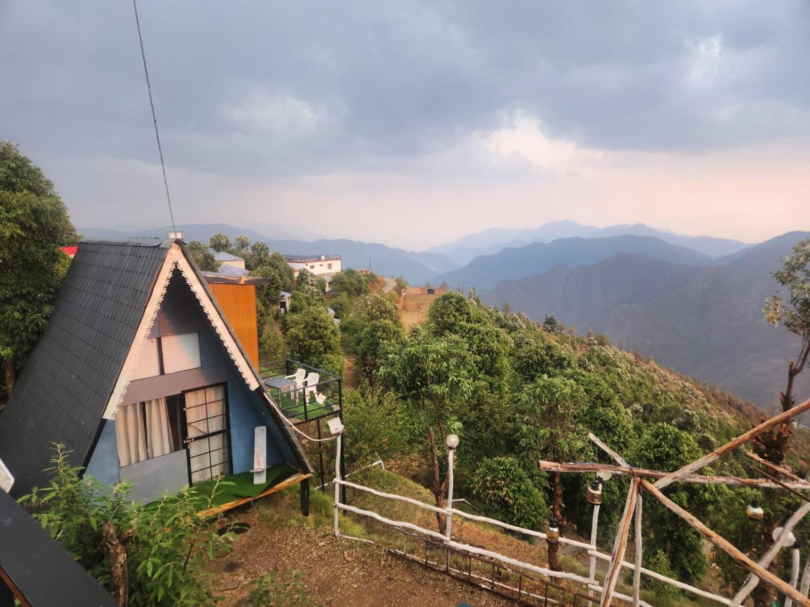 Nirvana By The Peach Retreat Kanatal Εξωτερικό φωτογραφία